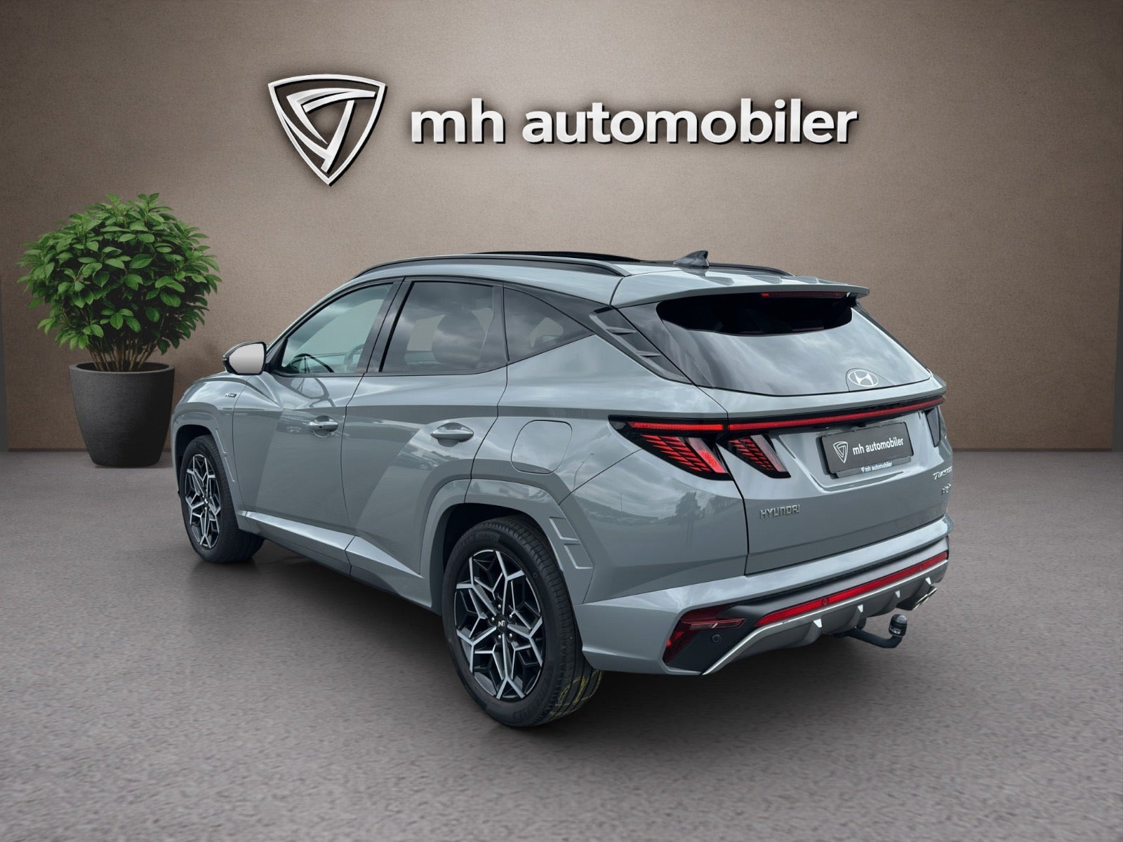 Grå Hyundai Tucson fra 2022