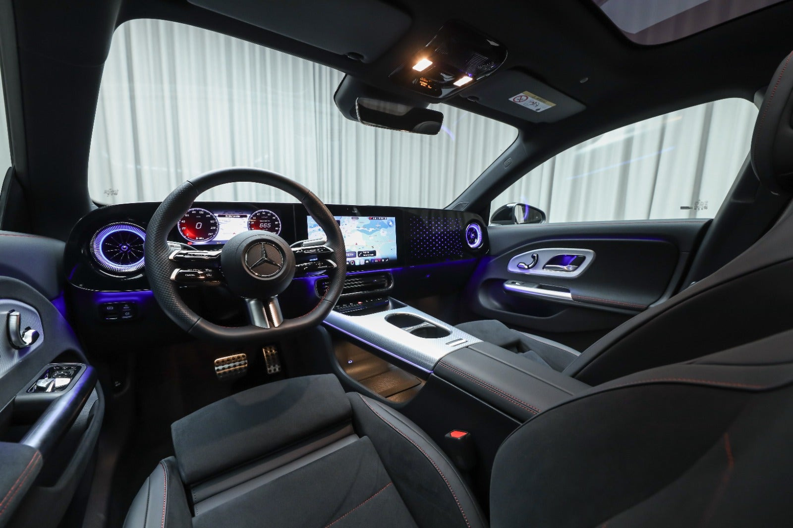 Sort Mercedes CLA250+ fra 2025
