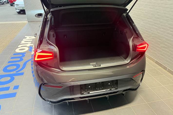 Grå Cupra Born fra 2024
