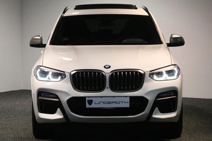 Hvid BMW X3 fra 2017