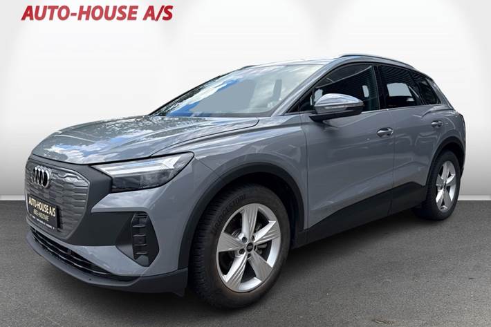 Grå Audi Q4 e-tron fra 2023