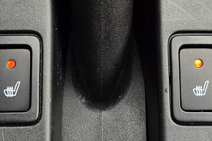 Grå Suzuki Baleno fra 2019