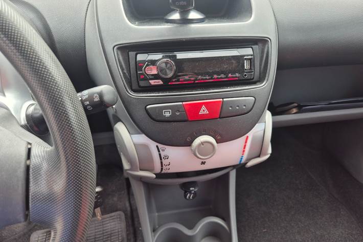 undefined Peugeot 107 fra 2007