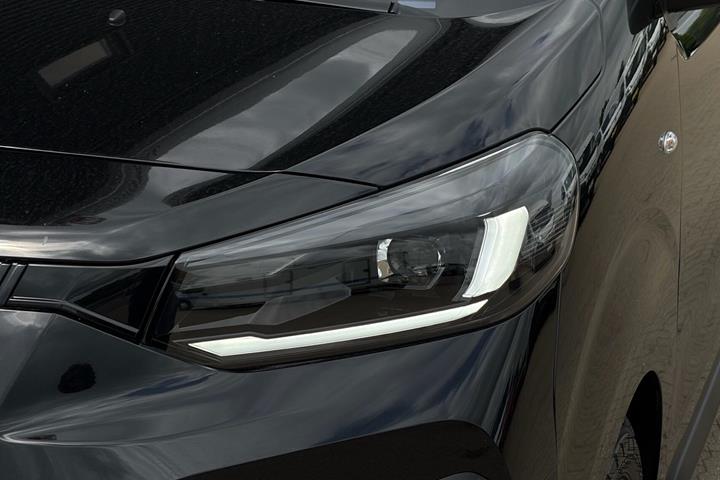 Sort Fiat Scudo fra 2026 set udefra