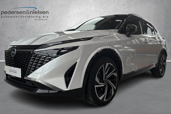 Hvid Nissan Qashqai fra 2026