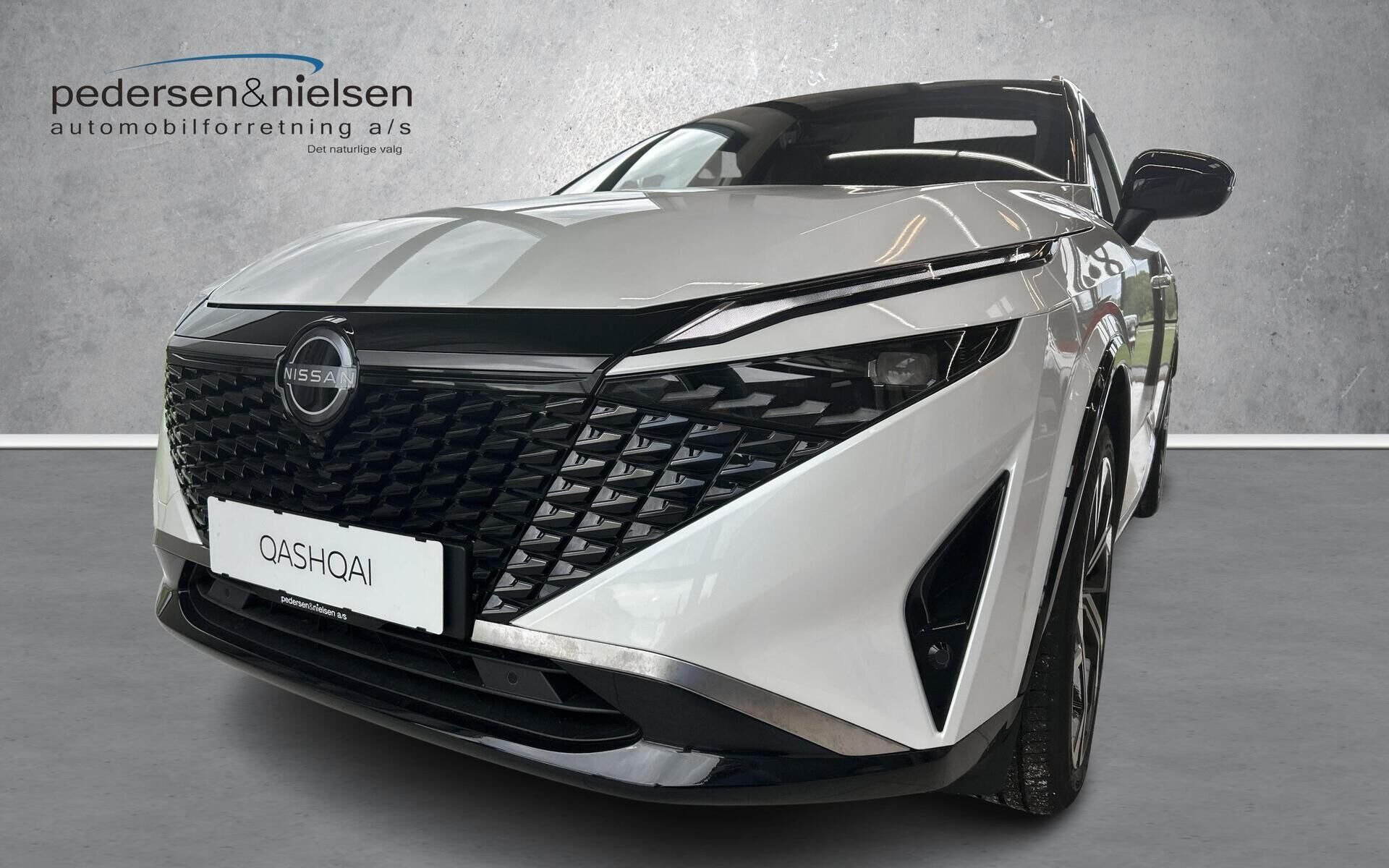 Hvid Nissan Qashqai fra 2026