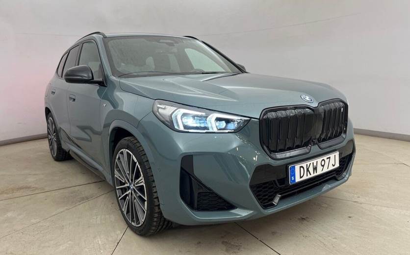 BMW iX1 xDrive30 EL Fully Charged 4x4 313HK 5d Aut.