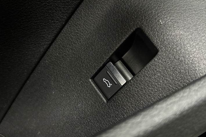 Sort Audi e-tron fra 2022