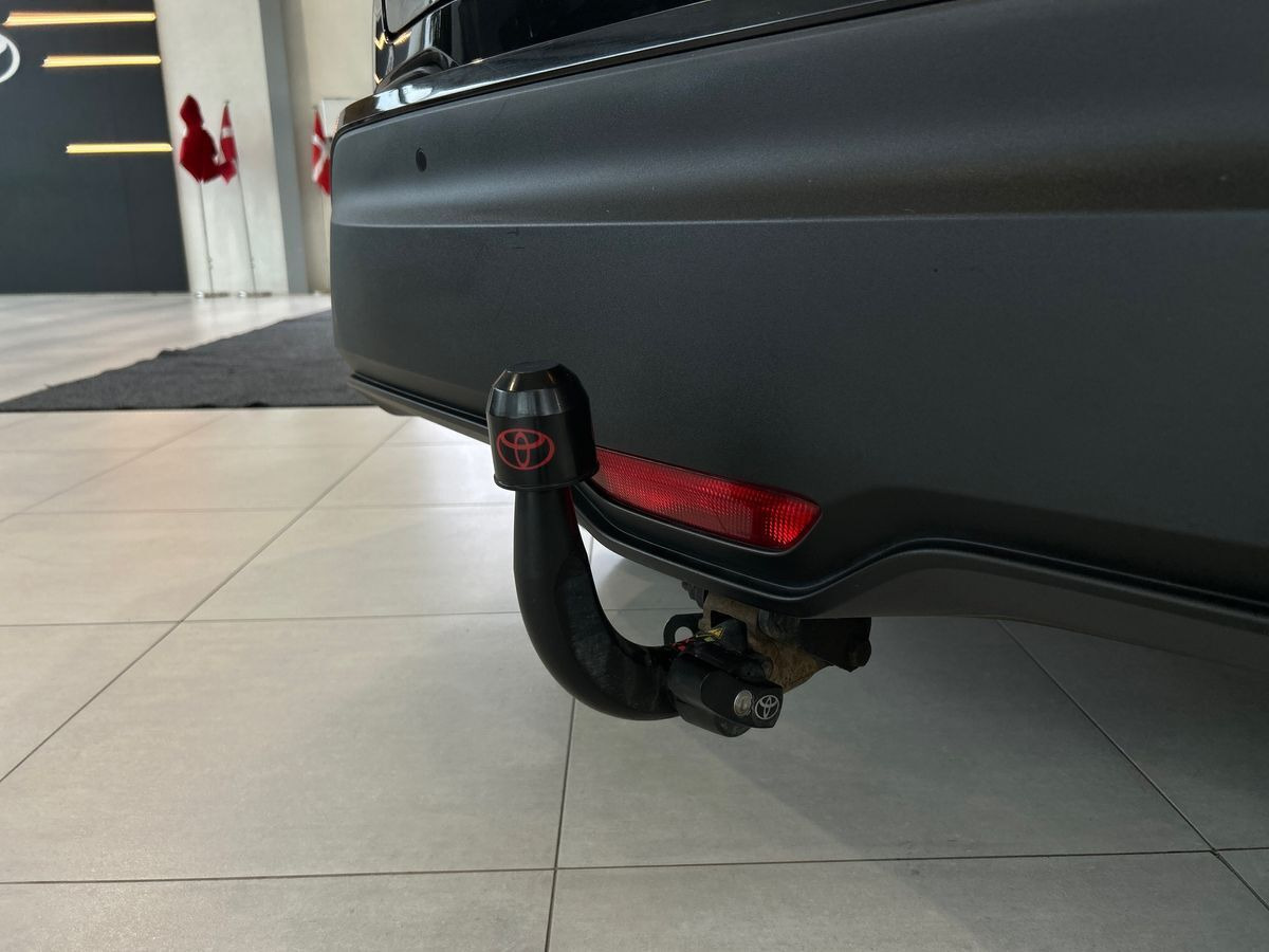 Sort Toyota C-HR fra 2019