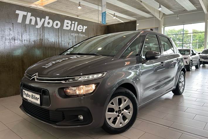 Grå Citroën C4 Picasso fra 2018 set udefra