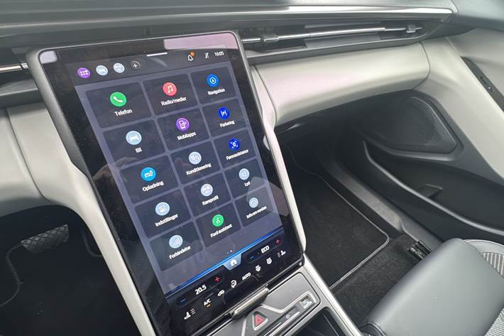 Hvid Ford Explorer fra 2025