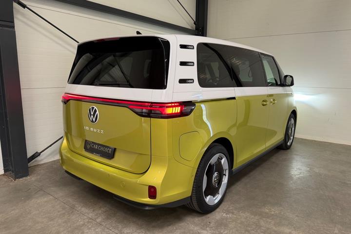 Gul VW ID.Buzz fra 2024