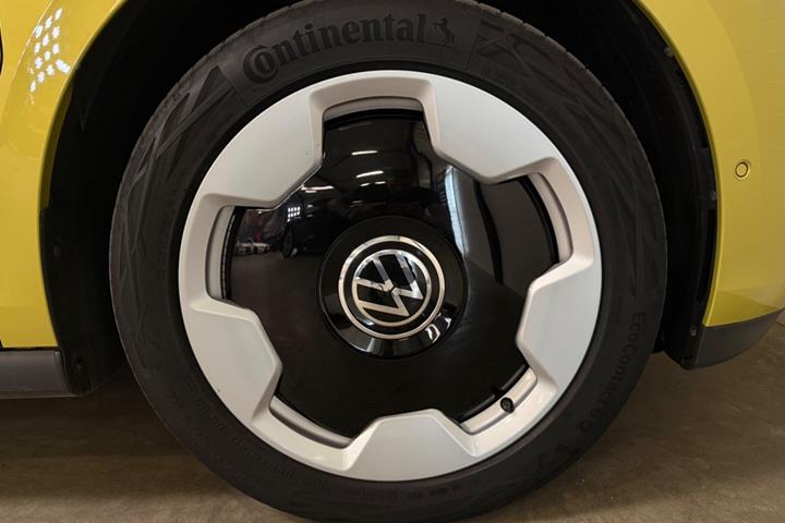 Gul VW ID.Buzz fra 2024