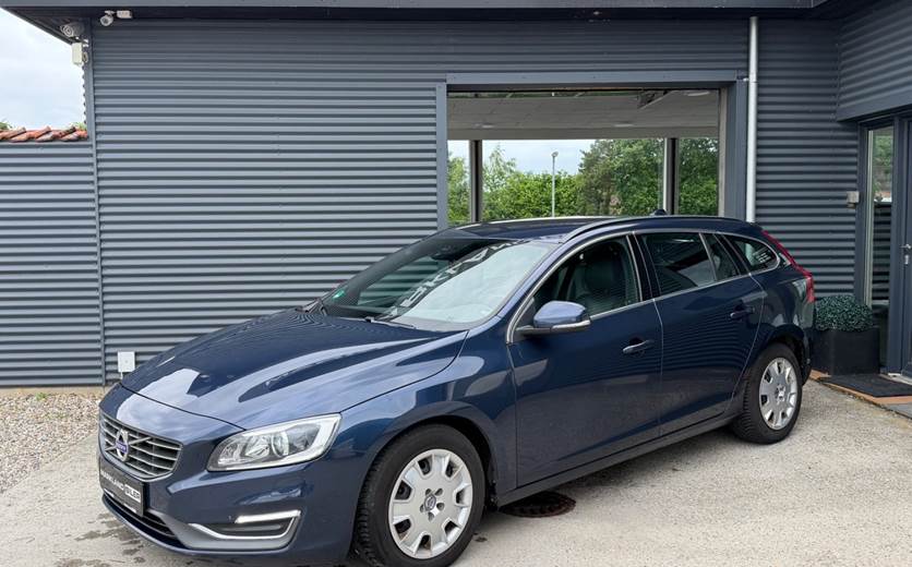 Volvo V60 2,0 D4 181 Momentum Drive-E