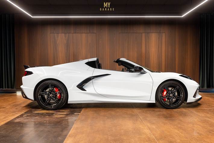 Hvid Chevrolet Corvette fra 2024