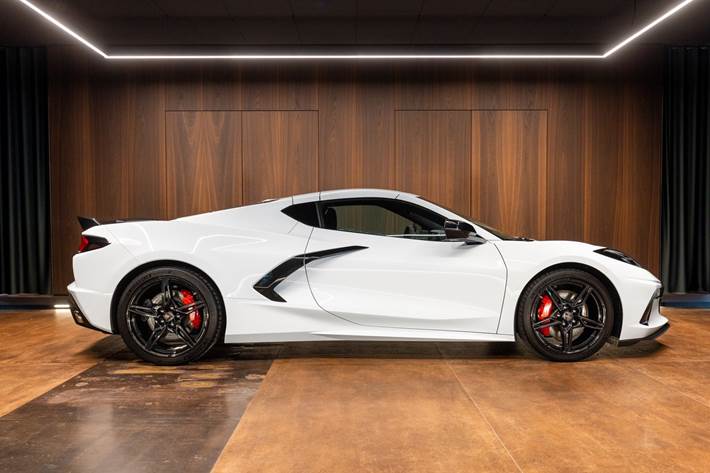 Hvid Chevrolet Corvette fra 2024