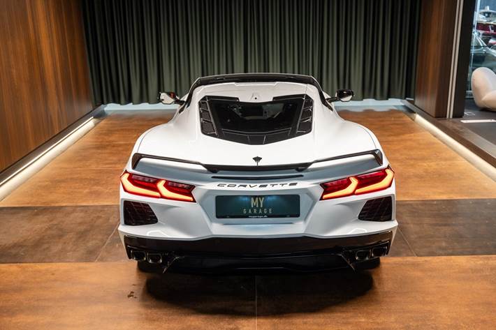 Hvid Chevrolet Corvette fra 2024