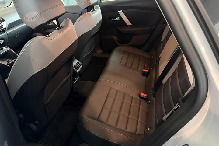 Hvid Citroën ë-C4 fra 2025