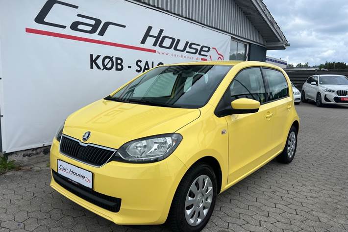 Gul Skoda Citigo fra 2017