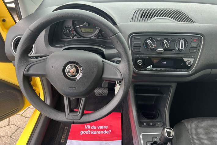 Gul Skoda Citigo fra 2017