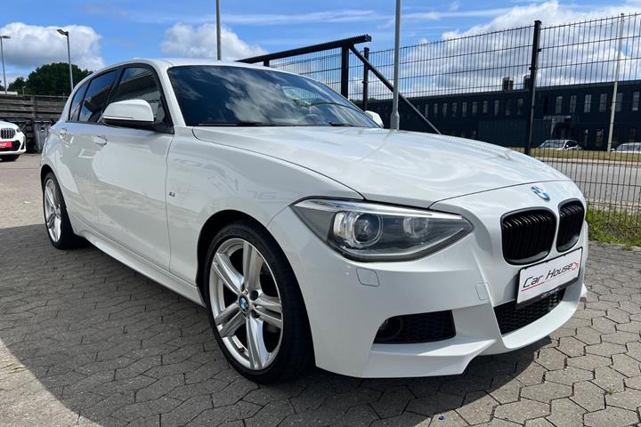 Hvid BMW 116i fra 2014