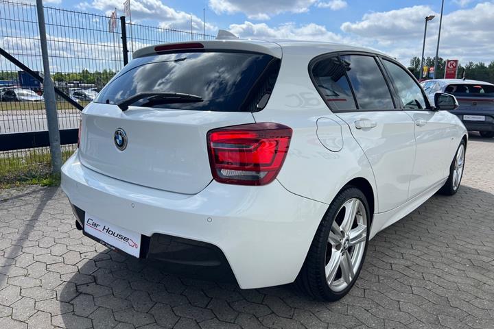 Hvid BMW 116i fra 2014