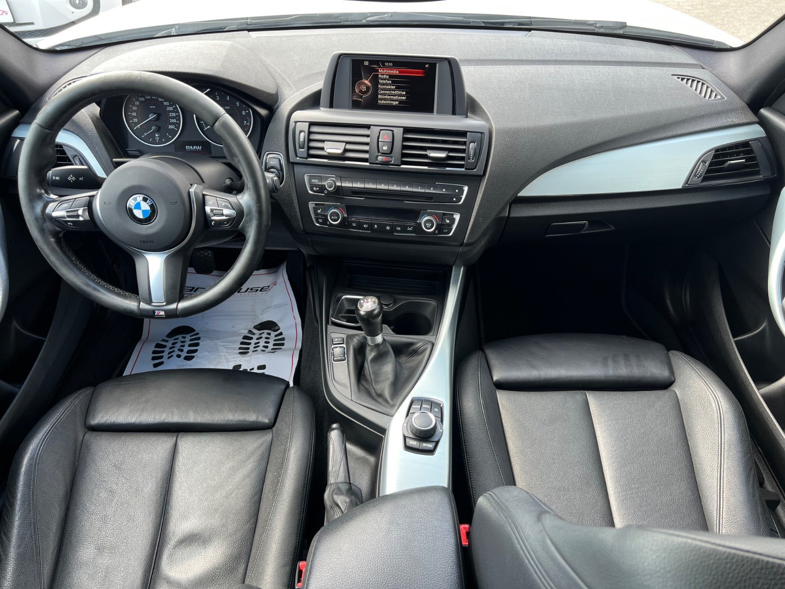 Hvid BMW 116i fra 2014