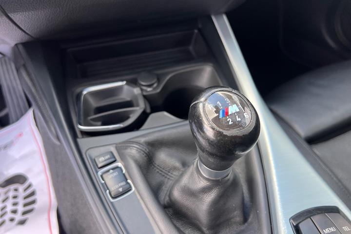 Hvid BMW 116i fra 2014