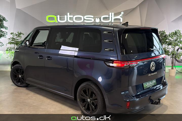 Blå VW ID.Buzz fra 2024