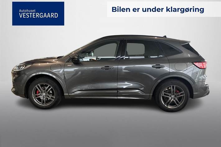 Grå Ford Kuga fra 2023