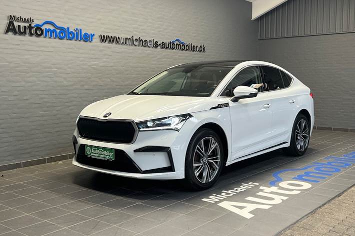 Hvid Skoda Enyaq fra 2023