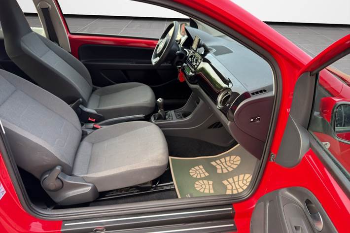 Rød VW UP! fra 2012