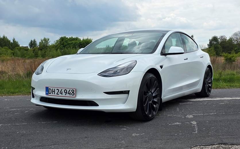 Tesla Model 3 377kW