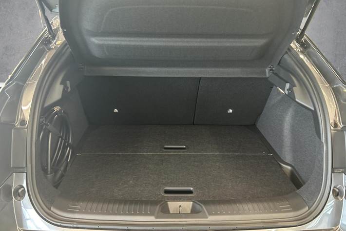 Sort Nissan Leaf fra 2026