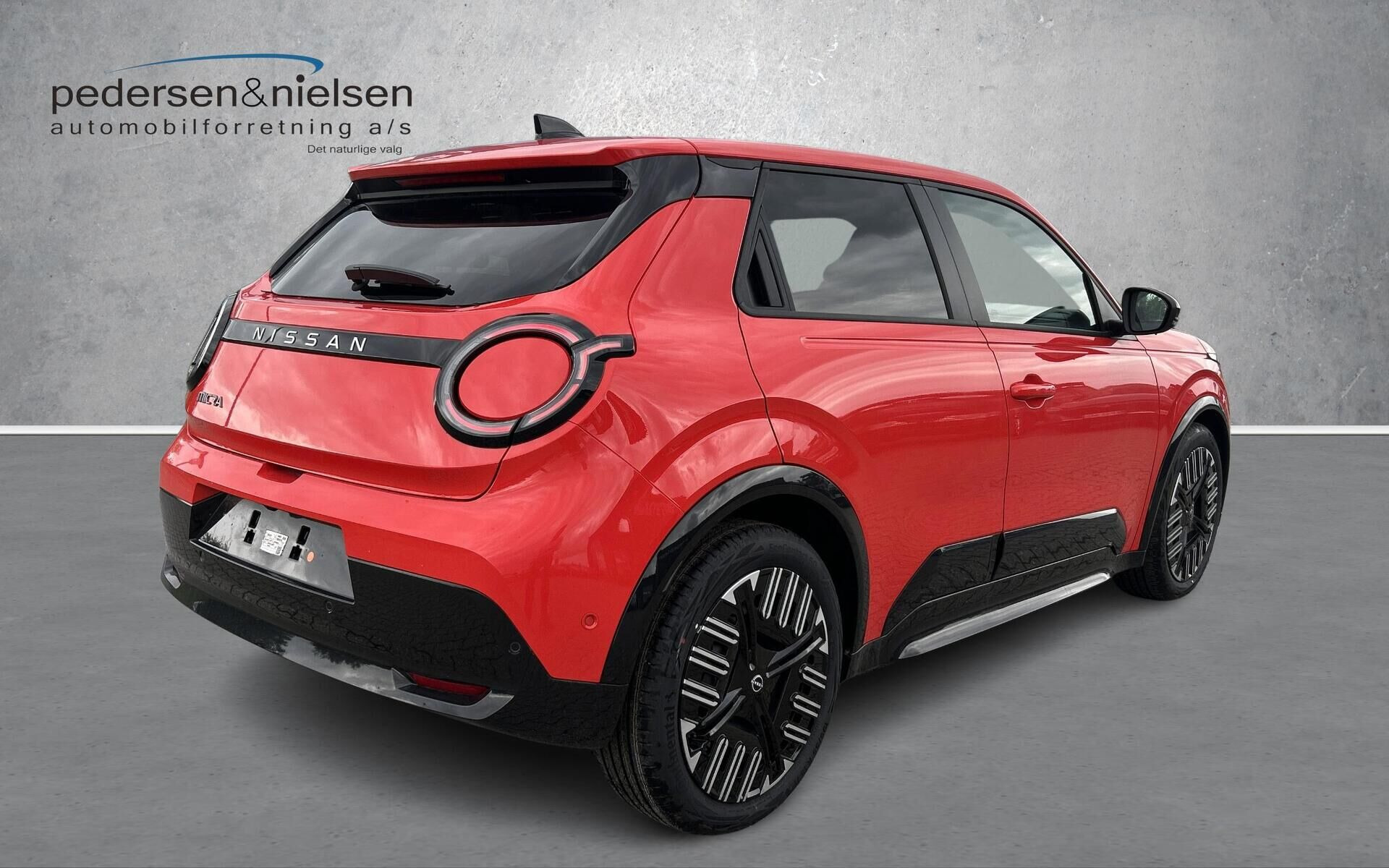 Rød Nissan Micra fra 2026
