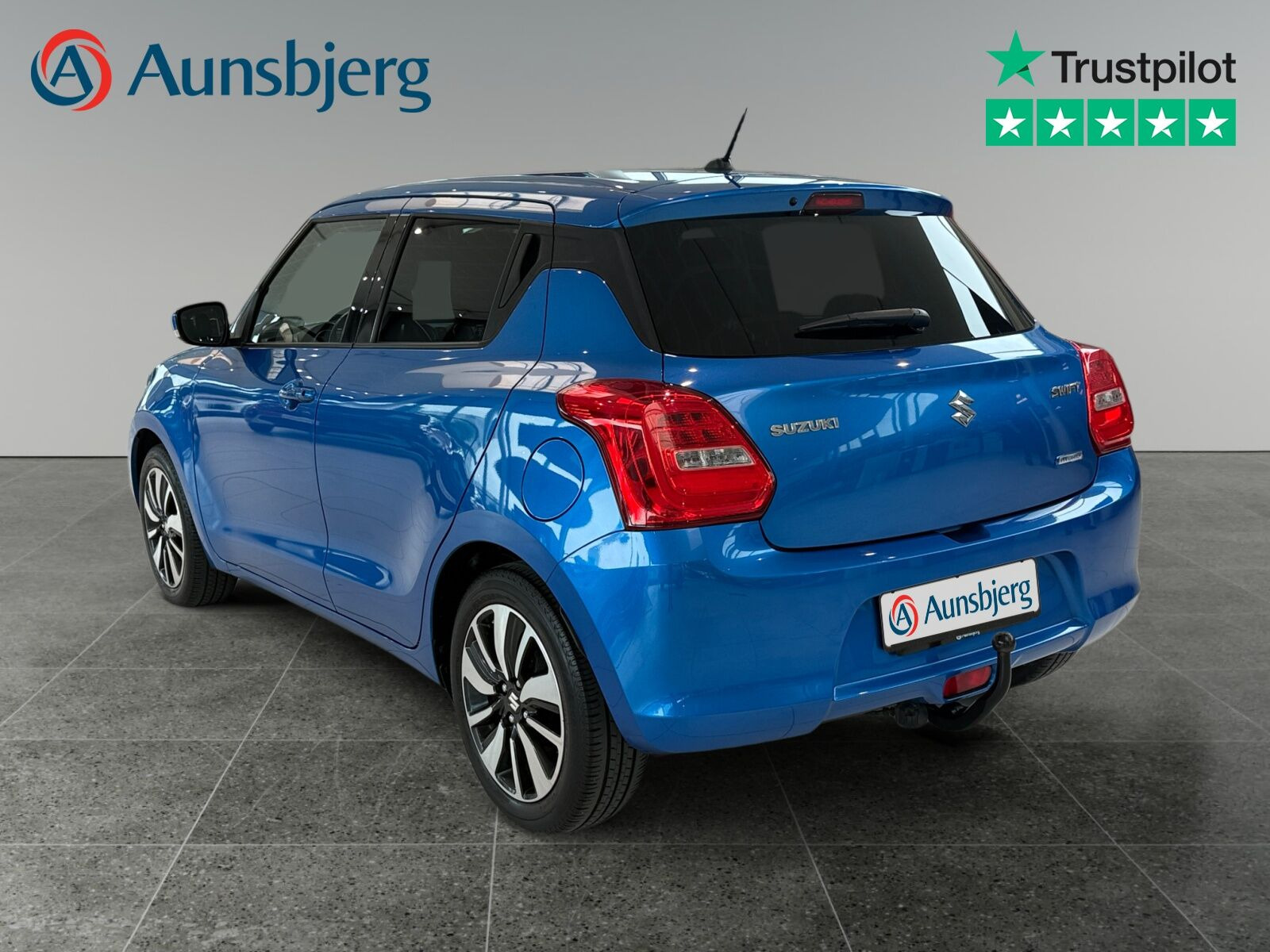 Blå Suzuki Swift fra 2020