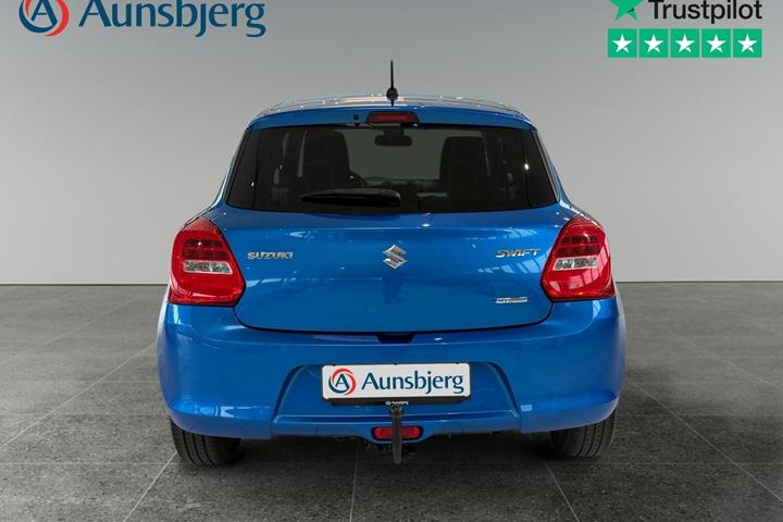 Blå Suzuki Swift fra 2020