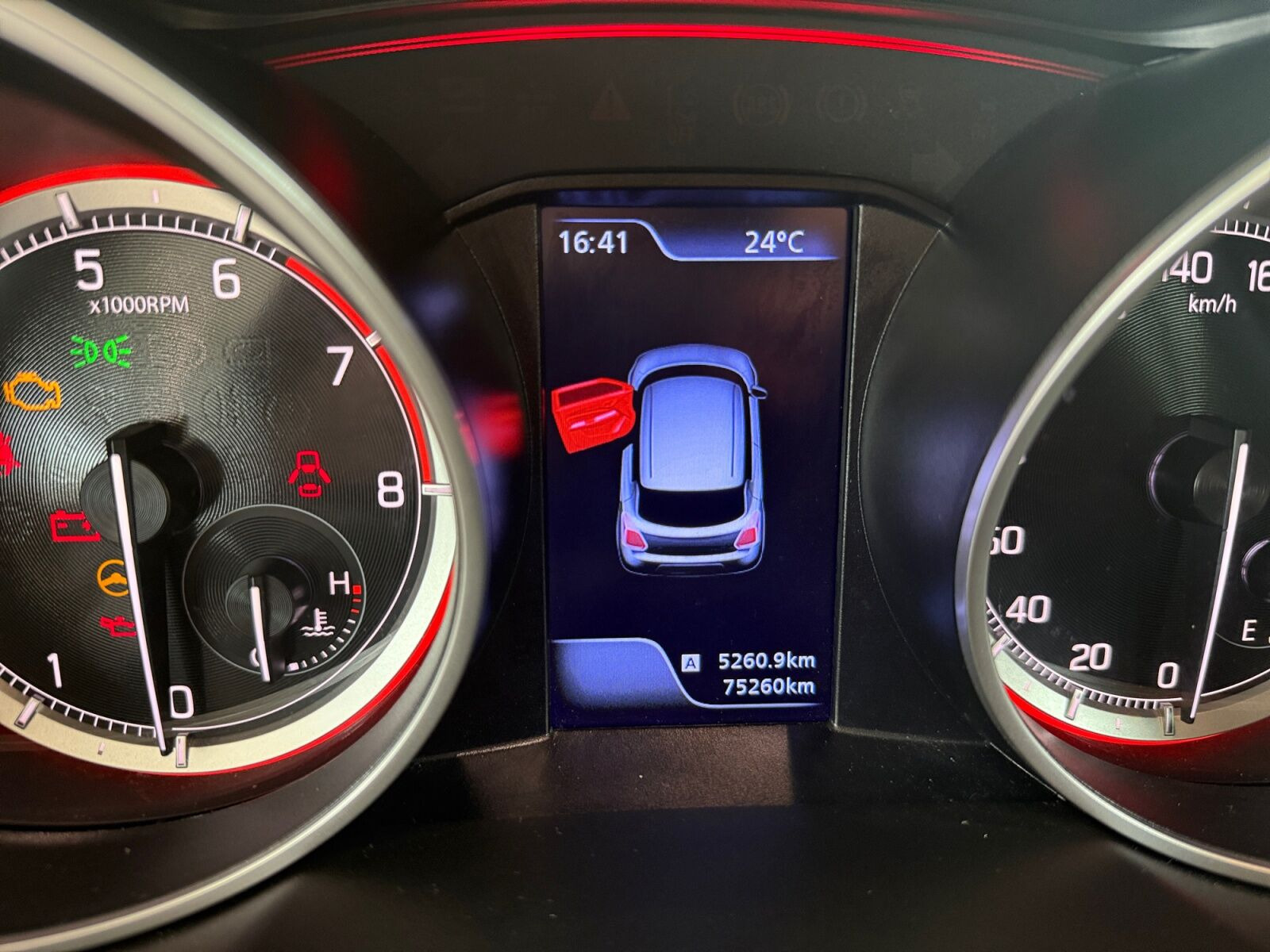 Blå Suzuki Swift fra 2020
