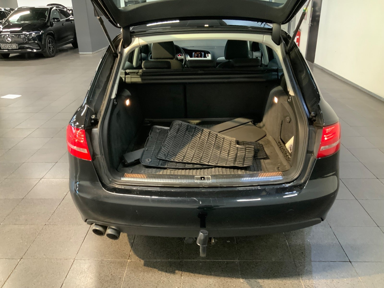 Sort Audi A4 fra 2008