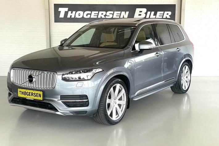 Grå Volvo XC90 fra 2017