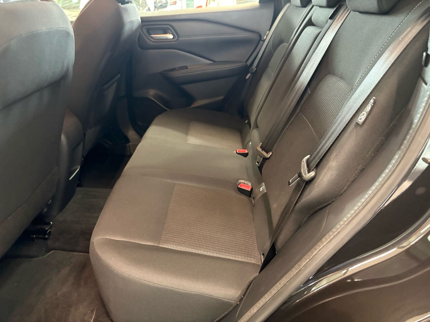 Sort Nissan Qashqai fra 2024