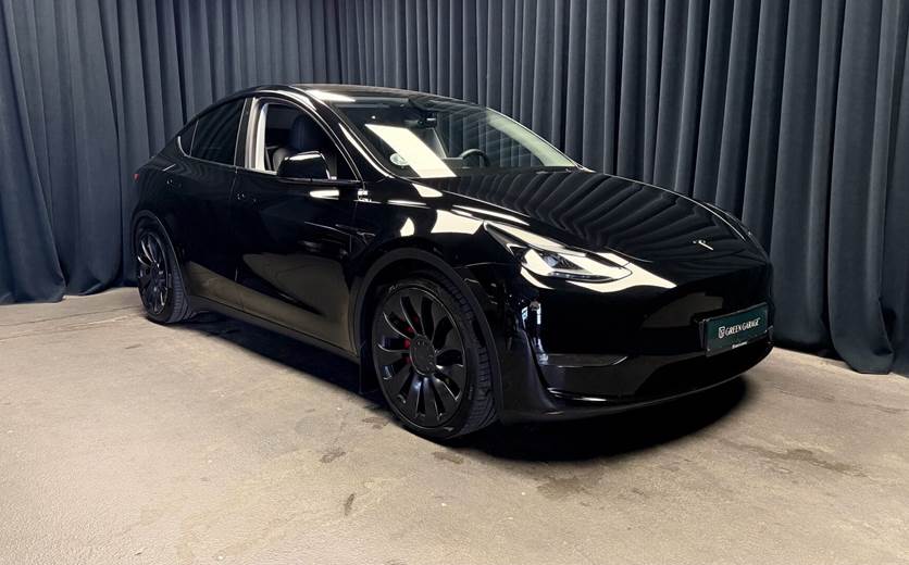 Tesla Model Y EL Performance AWD 534HK 5d Aut.