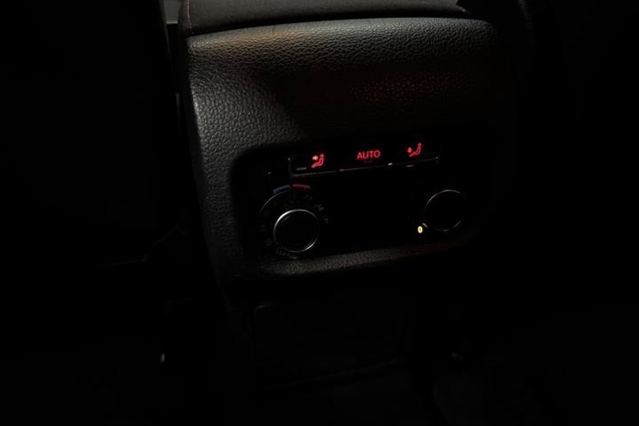 Hvid VW Sharan fra 2018