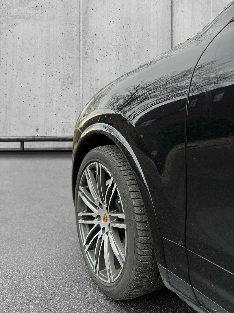 Sort Porsche Cayenne S fra 2018