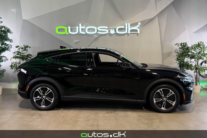 Sort Ford Mustang Mach-E fra 2024