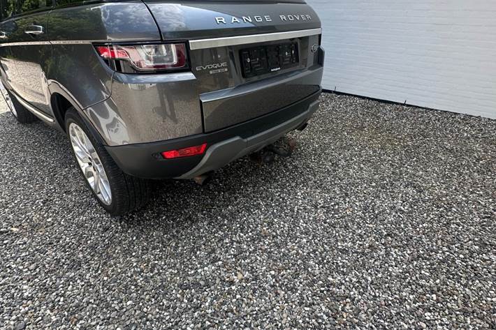 Grå Land Rover Range Rover evoque fra 2016