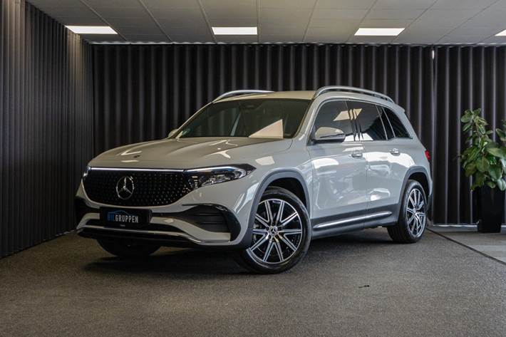 Hvid Mercedes EQB250+ fra 2025