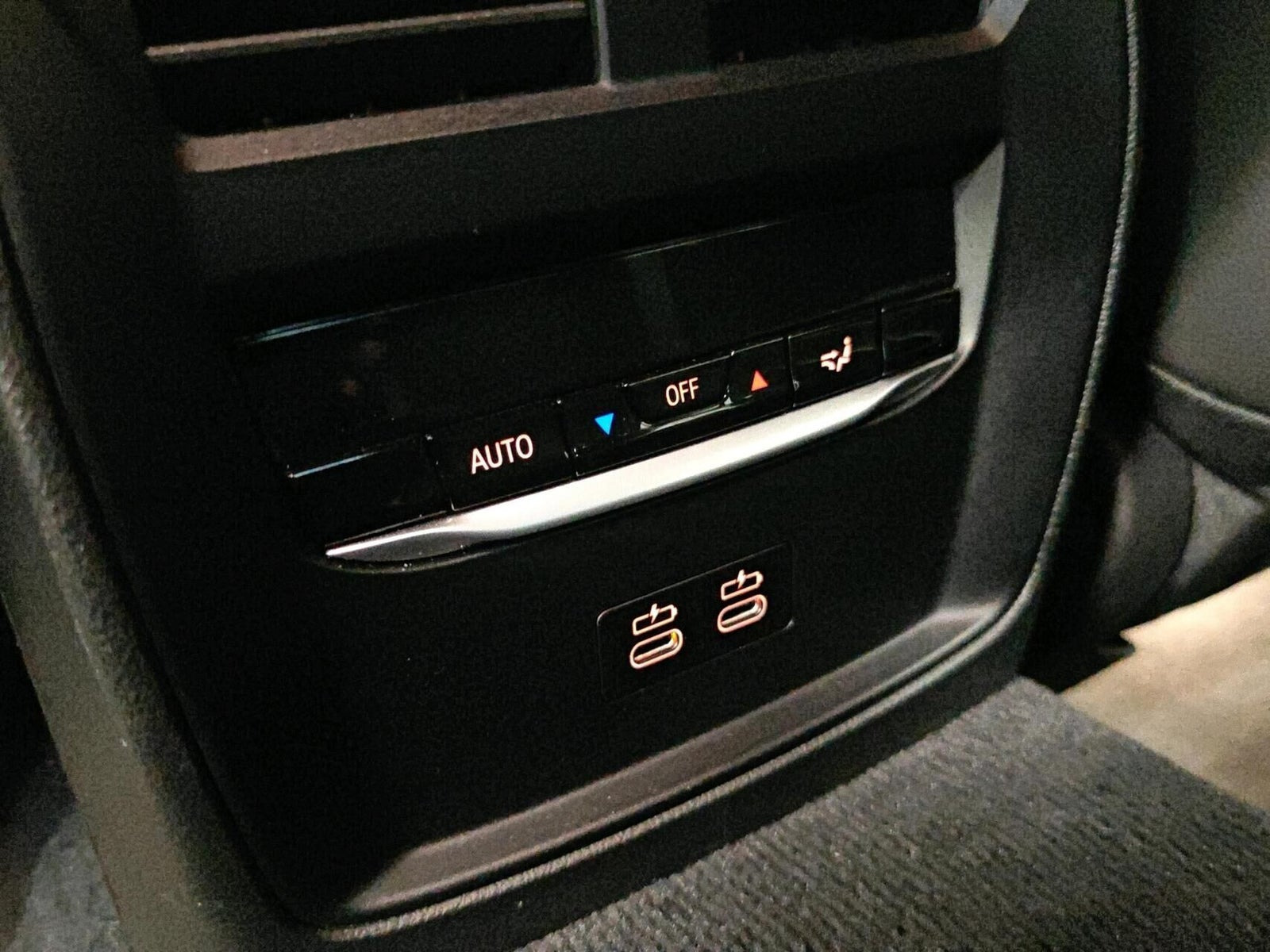 Hvid BMW i4 fra 2024