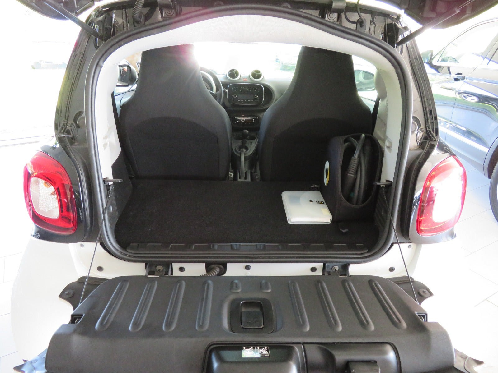 Hvid Smart Fortwo fra 2019