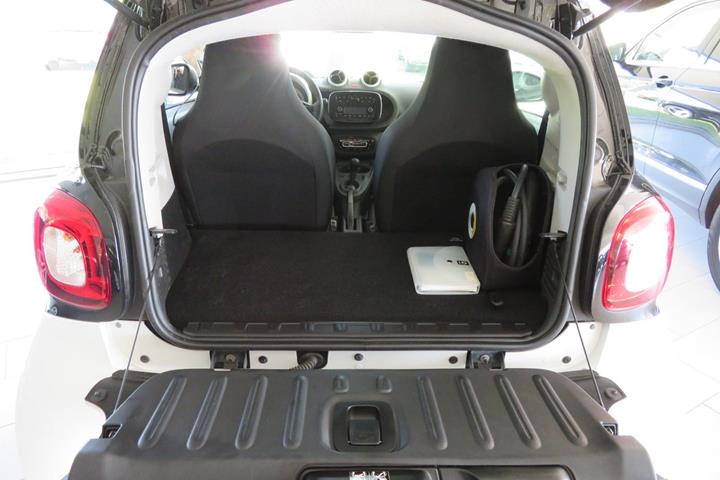 Hvid Smart Fortwo fra 2019